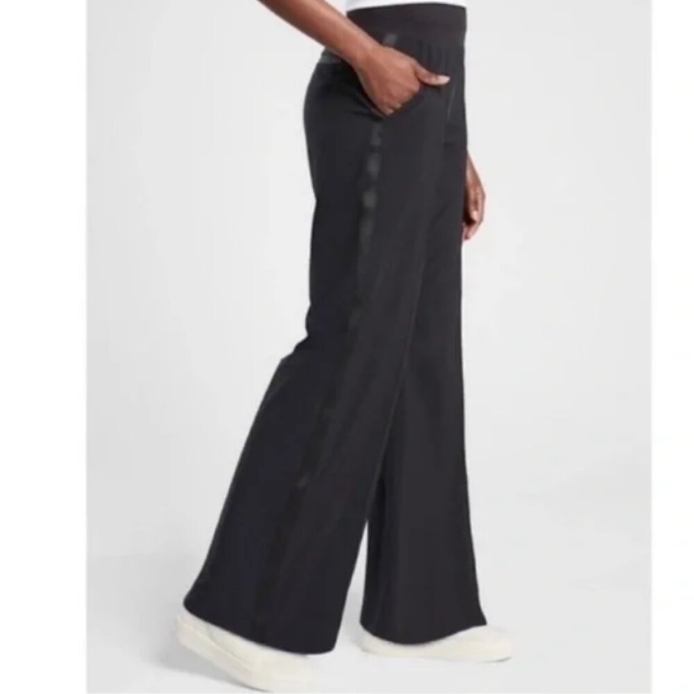 Athleta Nolita Wide Leg Trouser Pant, Black Size 8
